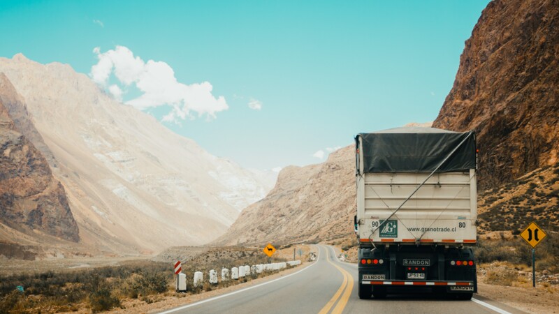 Transport de matériaux : Gagnez du temps, de l'argent et réduisez votre empreinte CO2 !